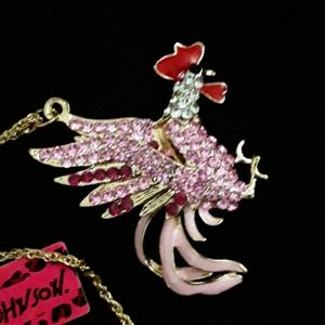 CRYSTAL ROOSTER NECKLACE